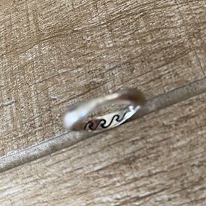 Mod Surf Sterling Silver Wave Band